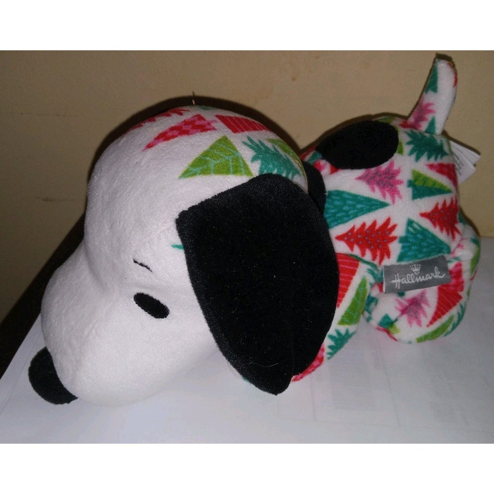 Hallmark Festive Tree Floppy Snoopy 2019 Christmas Plush Peanuts 9"